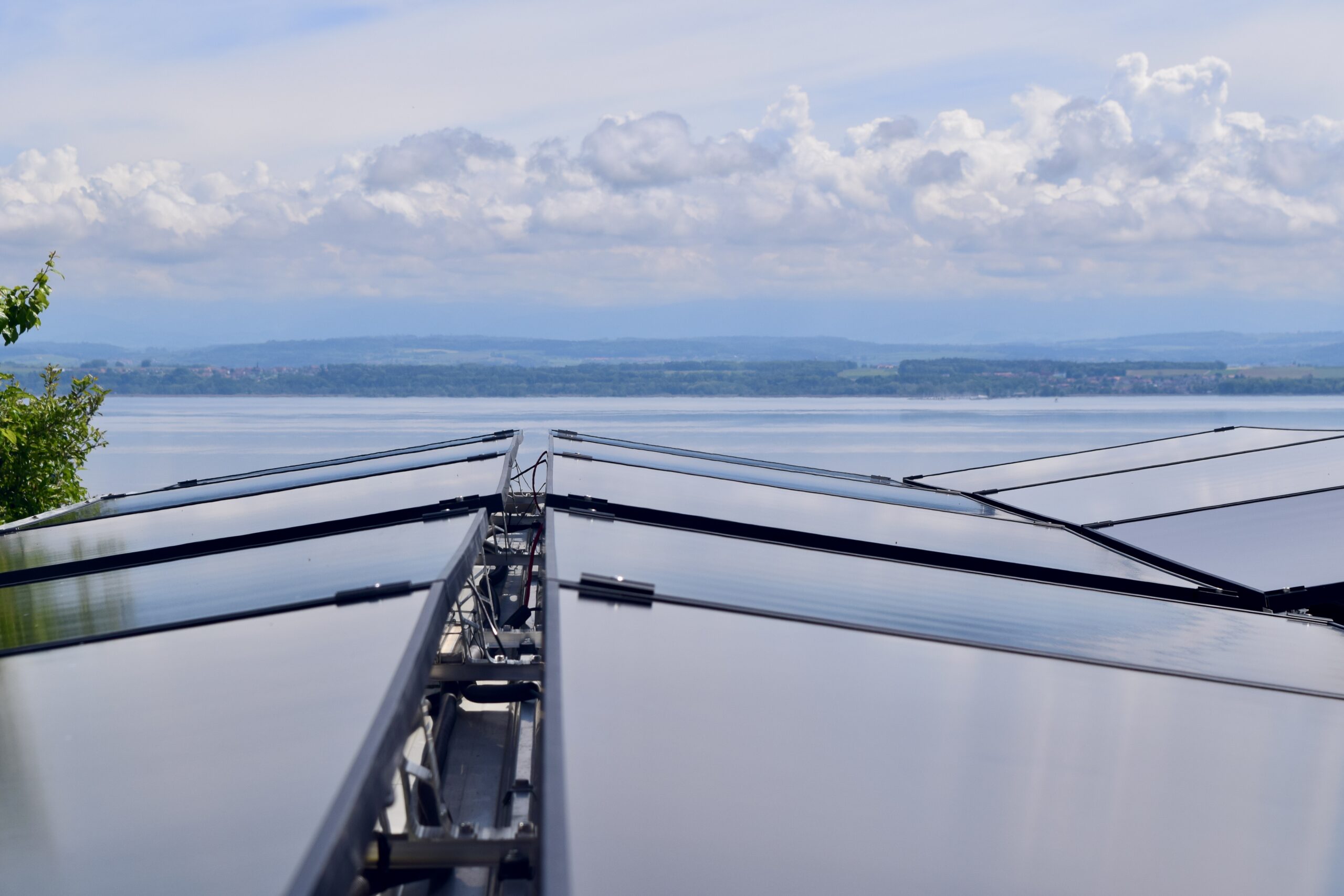 Grimm Solartechnik AG - Photovoltaik Flachdach-Anlage