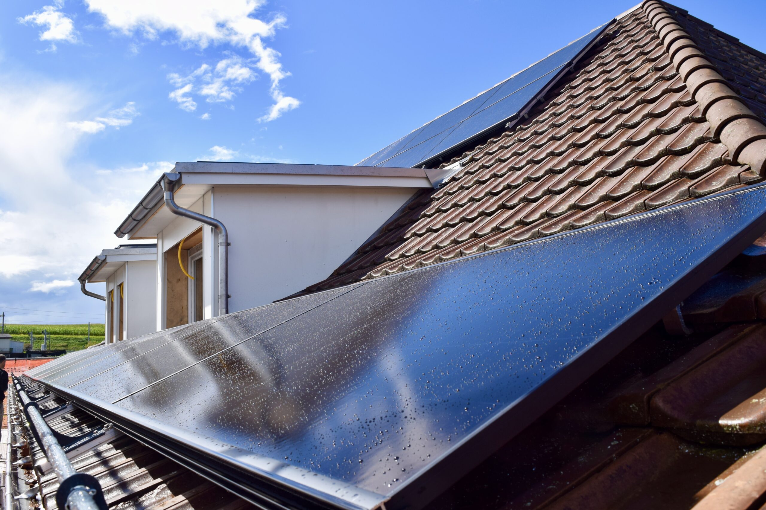 Grimm Solartechnik AG - Photovoltaik Flachdach-Anlage